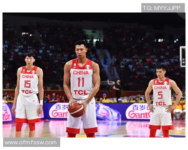 深圳篮球队在世界杯预选赛积分榜上以57分稳居第一名展现强劲实力